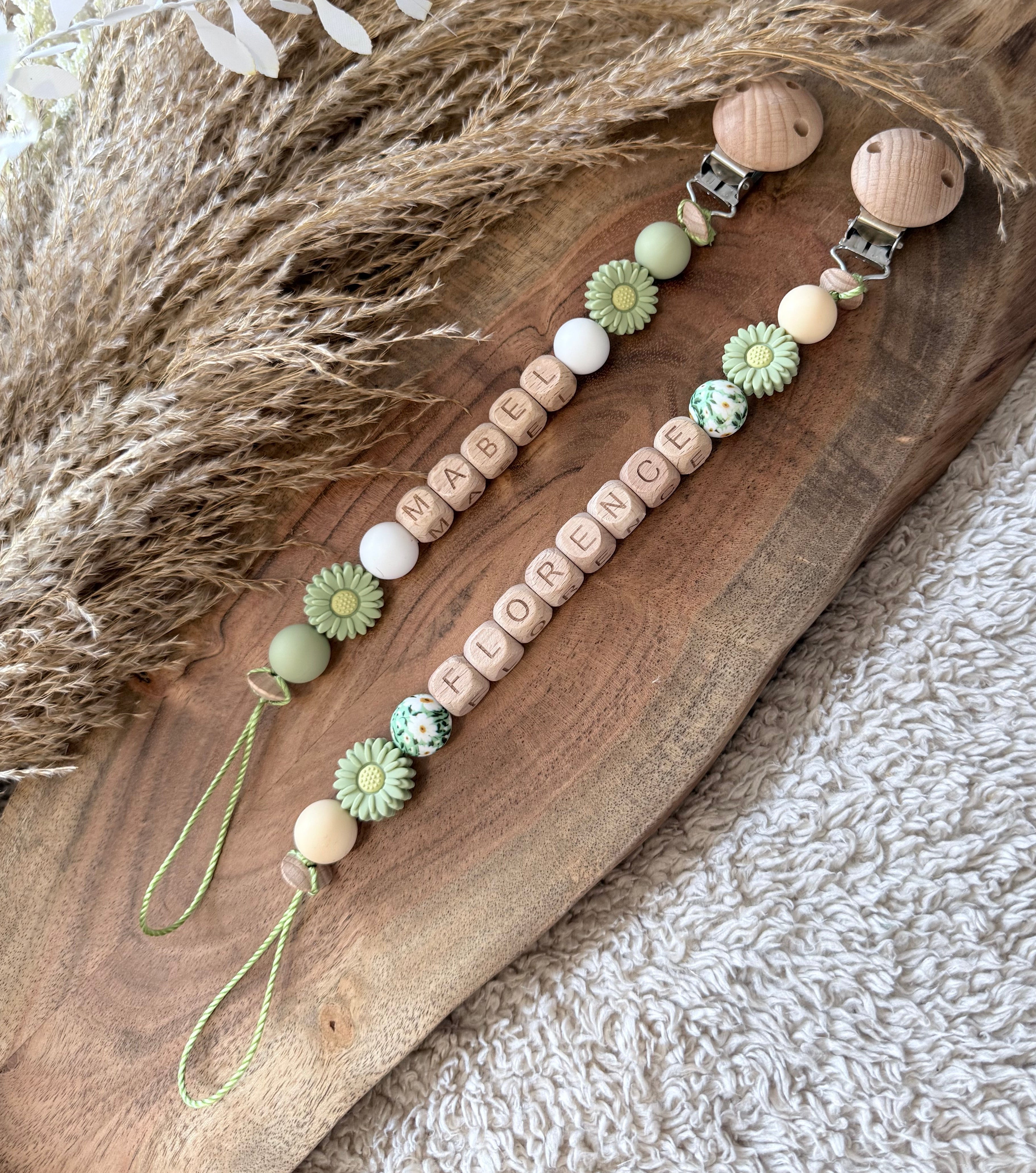 Personalised Dummy Clip – Sage Green Daisy